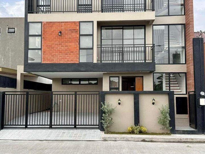 7-bedroom Single Attached House For Sale in Marcos Hiway near SMCity Masinag, Antipolo Rizal