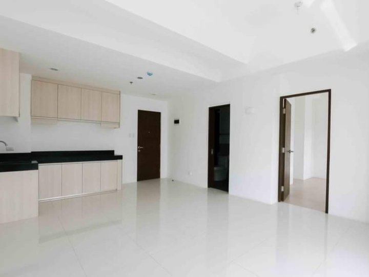 2-bedroom Condo near UP Diliman For Sale in Quezon City