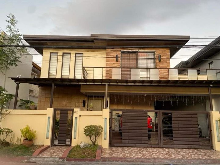 5-bedroom Single Detached House For Sale in Paranaque Metro Manila