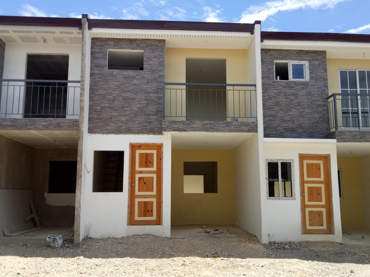 Pre- Selling 2 Storey 3-bedroom Townhouse For Sale in Liloan, Cebu