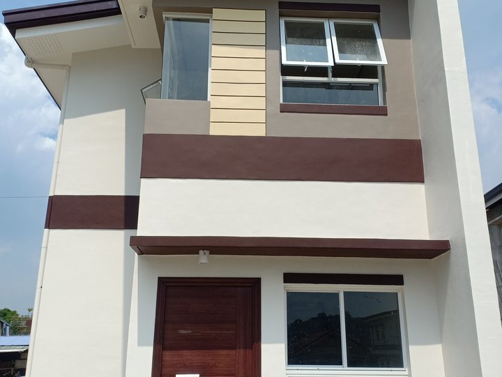 READY FOR OCCUPANCY MEADOWS SINGLE  ATTACHED HOUSE AND LOT QUEZON CITY