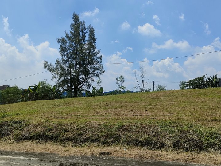 residential lot in Parkehills Subd Antipolo City