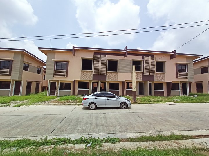 3-bedroom Townhouse For Sale in General Trias Cavite