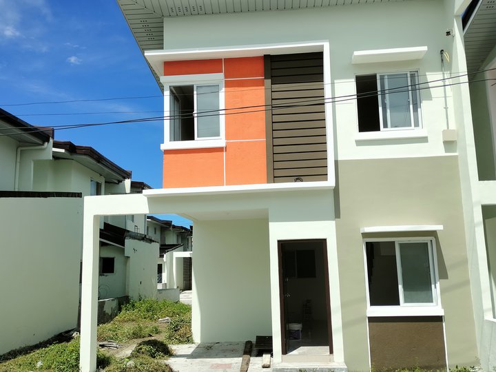 3-bedroom Single Attached House For Sale in Mexico Pampanga