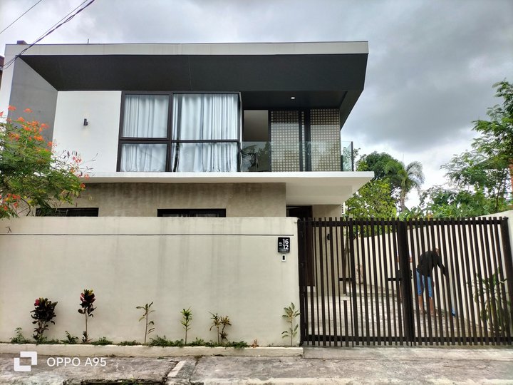 Minimanist modern House and Lot in antipolo upper
