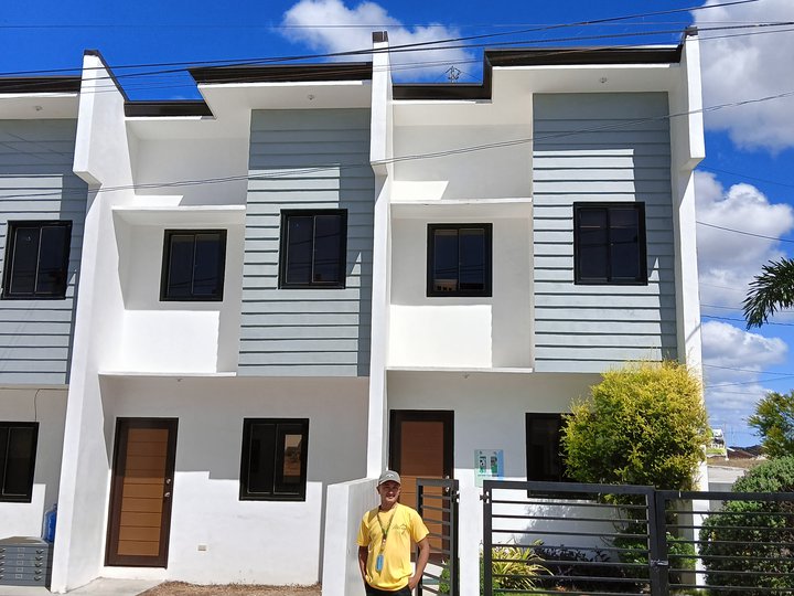 2 Bedroom Townhouse w/ carport in Trece Martires Cavite