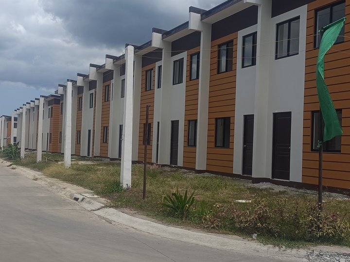 Ready move in Townhouse in San Pablo Laguna
