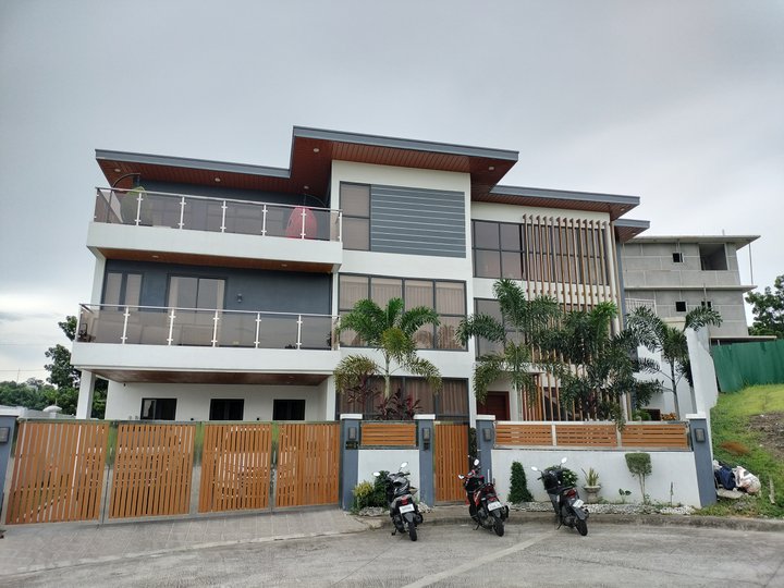 6BR with Amenities For Sale In Taytay Rizal