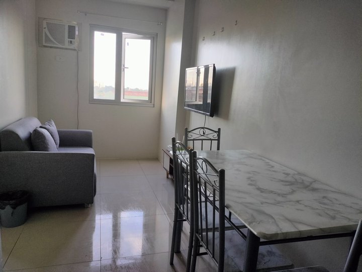 2 Bedroom condo for Rent In Quezon City