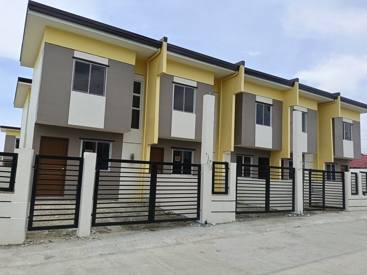 Semi complete Townhouse 2 Bedrooms in Naic Cavite