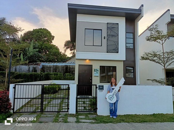 Fully Residential House and Lot near School , Commercial Area and with complete amenities