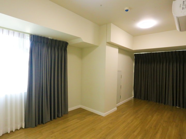 2BR for Rent in Kroma Tower