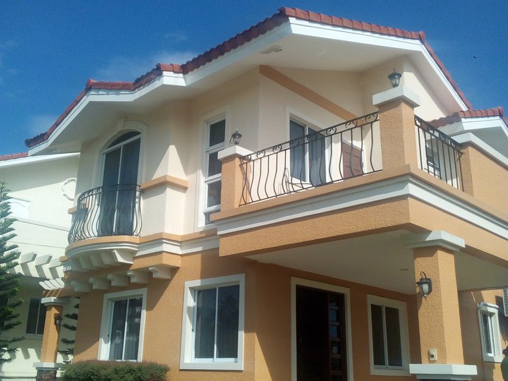 House and Lot for Sale Santa Rosa Laguna near PNPA Silang Cavite