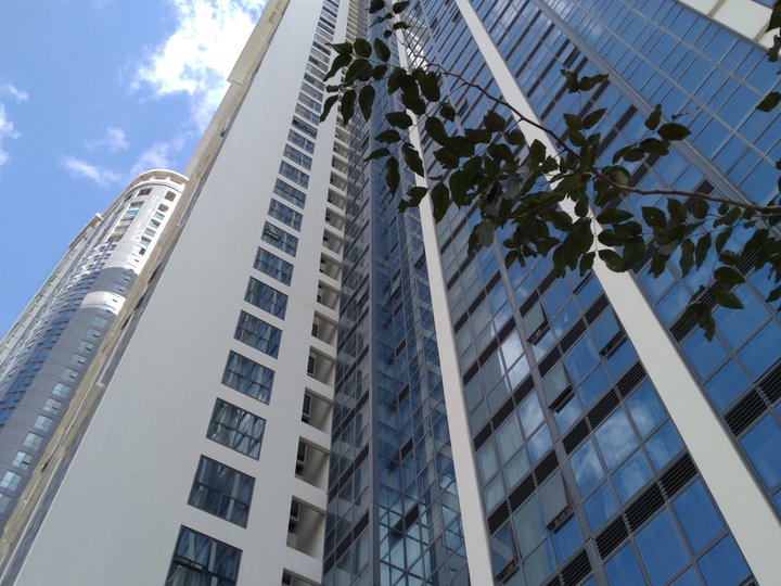 Studio unit for sale in Eastwood City Ready for Occupancy