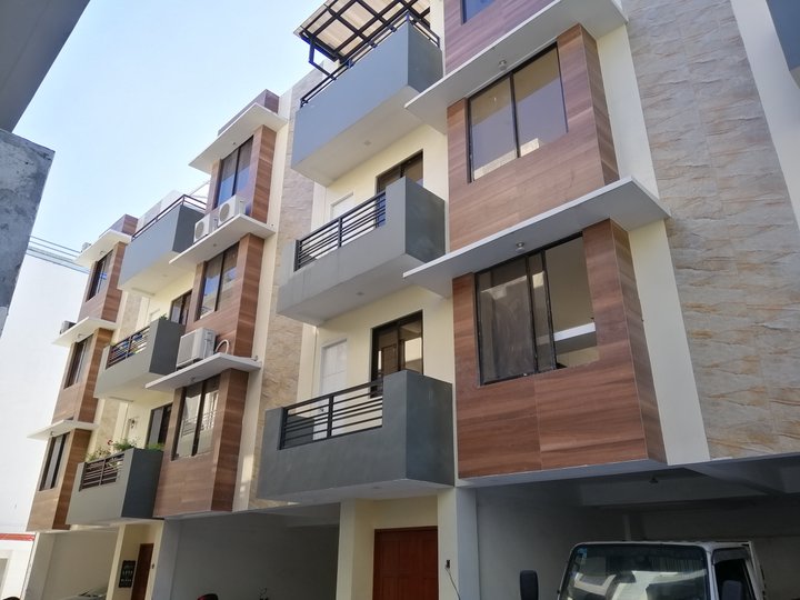 RFO 3 Bedroom Townhouse for Sale in Moonwalk Paranaque