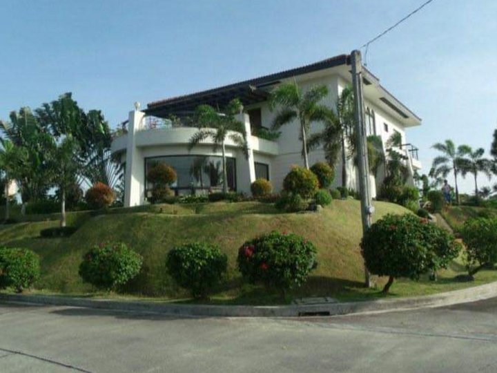 House and lot for sale [House and Lot 🏘️] (July 2023) in Silang, Cavite