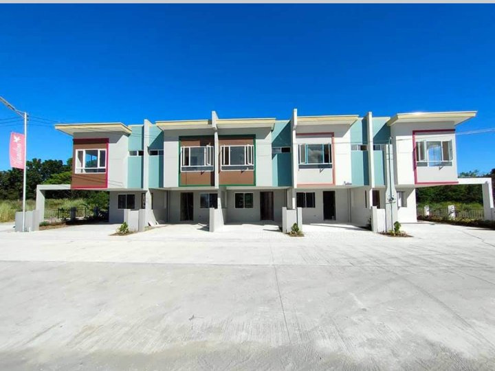 3 BR COMPLETE TURN OVER TOWN HOUSE IN IMUS CAVITE