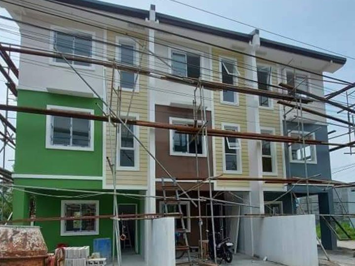 Preselling and Affordable Townhouse For Sale Treelane Villas Imus