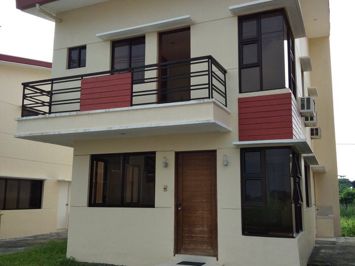 Pre-selling House and Lot in Naic Cavite