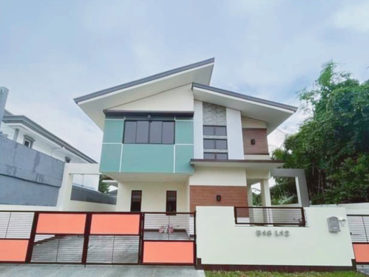 Ready for Occupancy Single Detached House and lot for  Sale  Imus