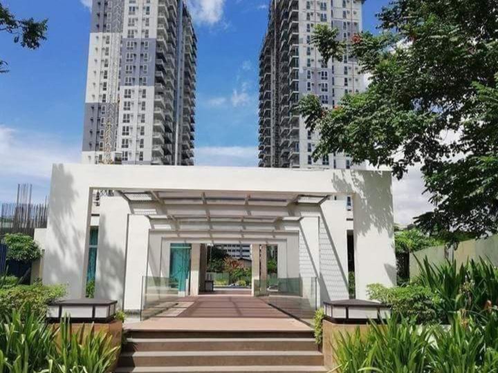 Resort Type Condo in Pasig- AFFORDABLE MONTHLY and 5% DP LIPAT AGAD!