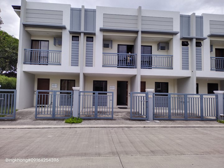 Townhouse and lot for sale in gatchalian laspinas city