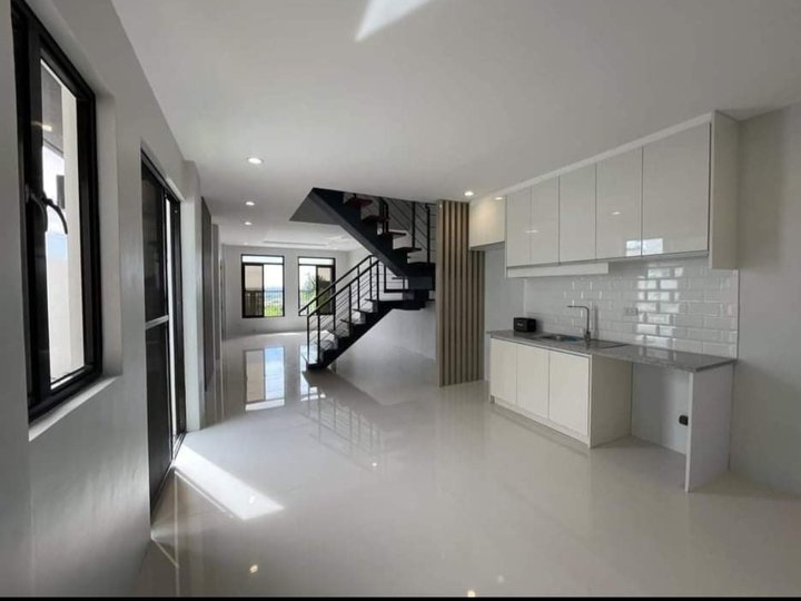 FOR SALE: Brand New Duplex House with Overlooking View In Monteverde R