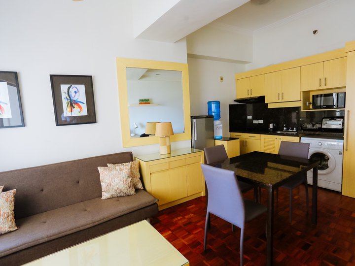 1BR for Rent in BSA Tower