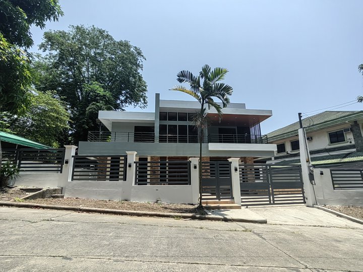 6-bedroom Single Detached House For Sale in Cagayan de Oro