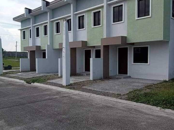 Ready for occupancy townhouse For sale in Manibaug, Paralaya Porac Pampanga