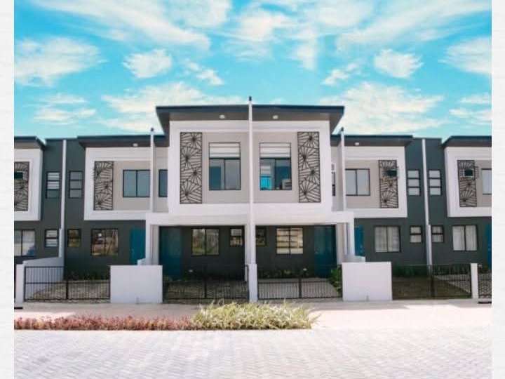 2-bedroom Townhouse For Sale in Pandi Bulacan
