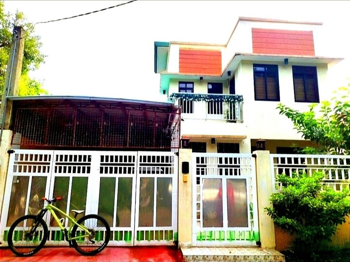 and subd.  San Pedro City, Laguna 180sqm lot W/3rdfloor rooftop