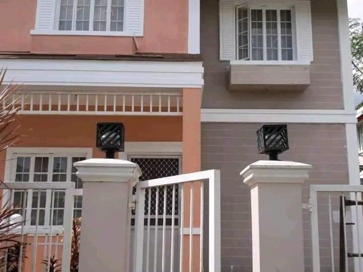 Pre-Owned 4-bedroom Single Detached House For Sale in bel air Santa Rosa Laguna