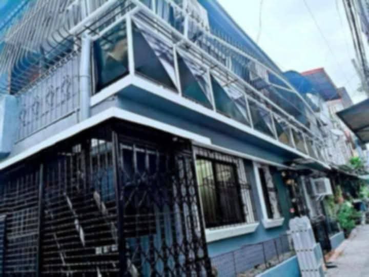 Pre-Owned 2-bedroom Townhouse For Sale in Las Pinas