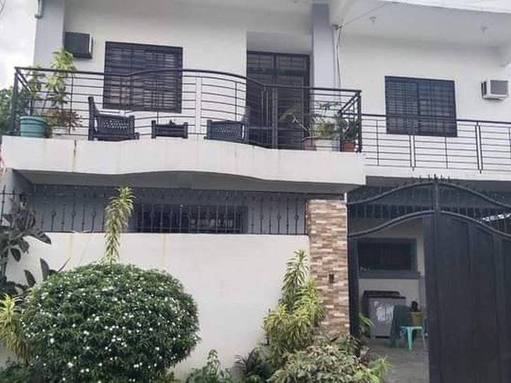 5-bedroom Single Detached House For Sale in Calamba Laguna