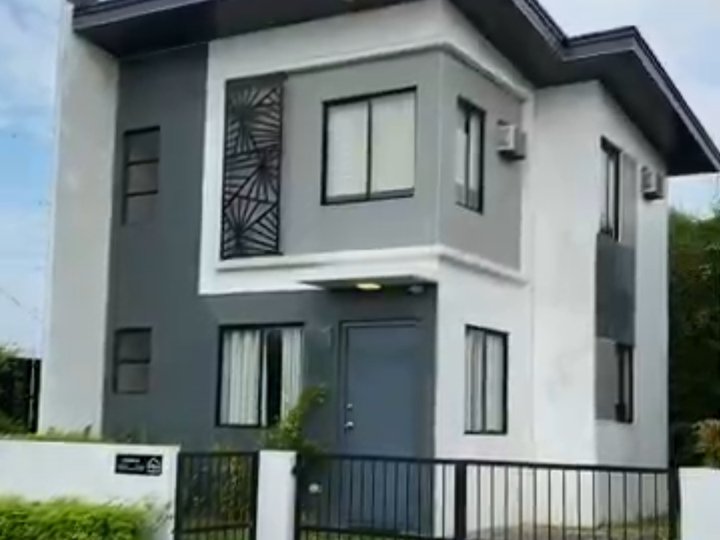 2-bedroom Single Attached House For Sale