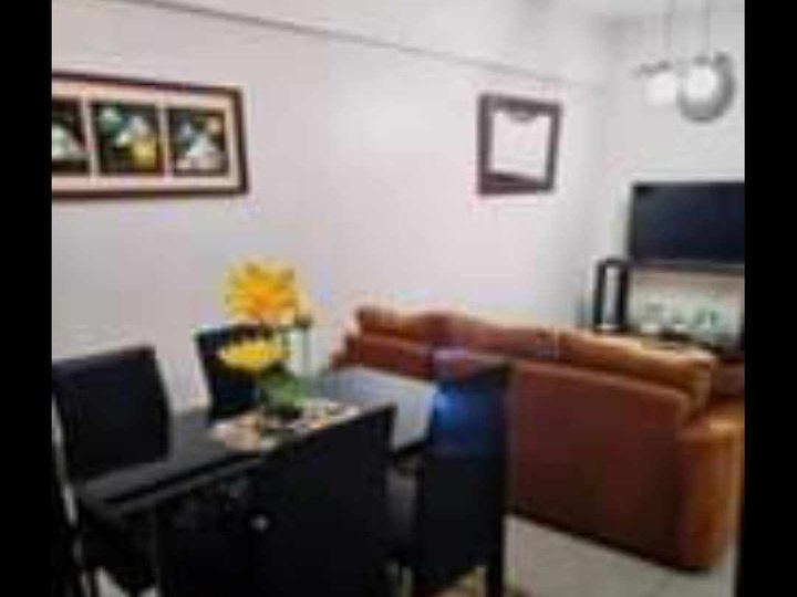 2 bedroom unit condo good as new