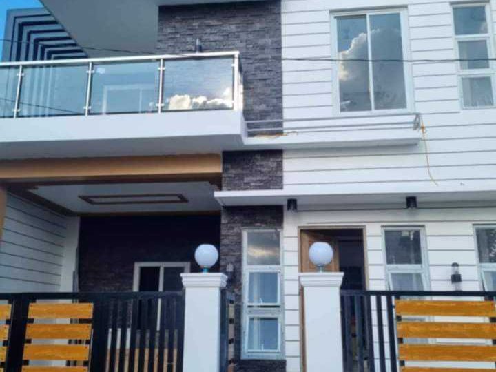 4-bedroom Single Detached House For Sale in Tagaytay Cavite