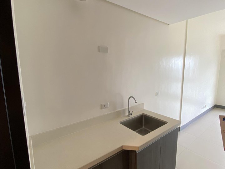 18.66 sqm condo studio unit at STUDIO 7 along EDSA Quezon City