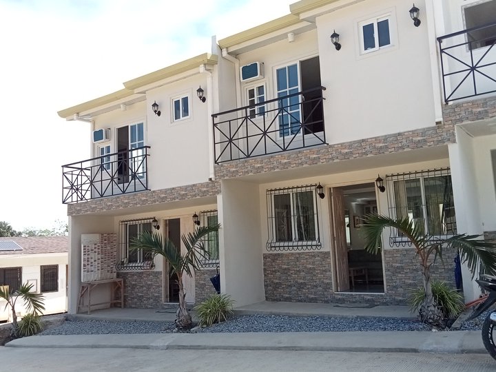 Affordable 3 bedroom House and lot in Cebu city , 1 ride to ayala.
