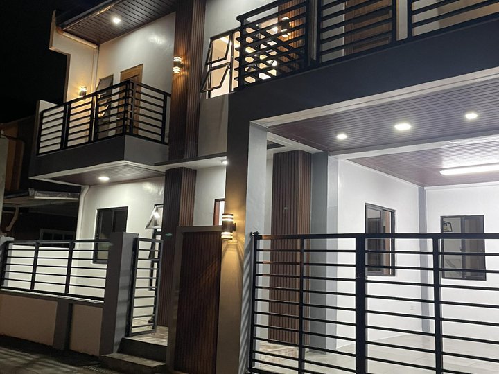 Brand New House and located in Gran Seville Subd. Bgy. Banlic