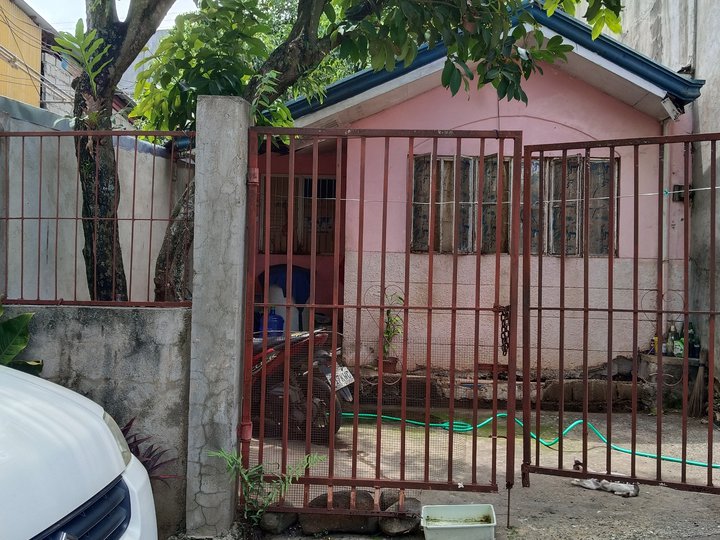 I'm selling my House and lot.