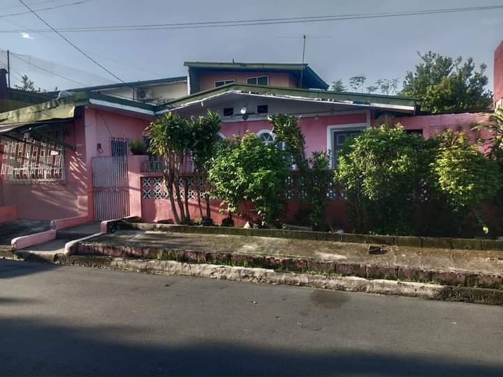 3-bedroom House For Sale in moonwalk Las Pinas Metro Manila