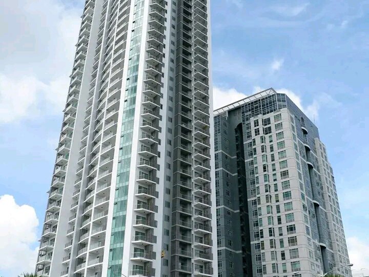 Condo Unit For Rent Bristol Tower Alabang Muntinlupa 1 Bedroom Balcony, Parking Text me 09068700842