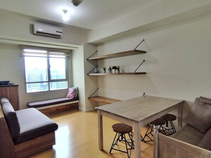 FOR SALE: 1BR Furnished The Grove by Rockwell Condominium in Pasig