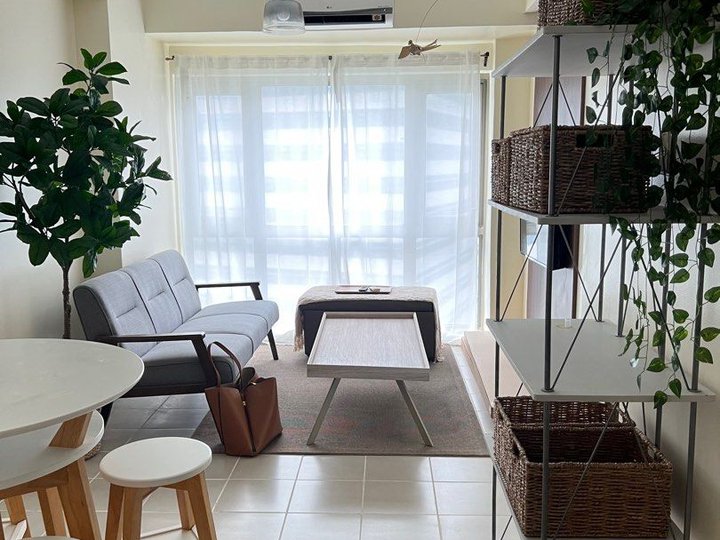 FOR LEASE: Forbeswood Parklane Tower 2 Rizal Drive, Bonifacio Global ...