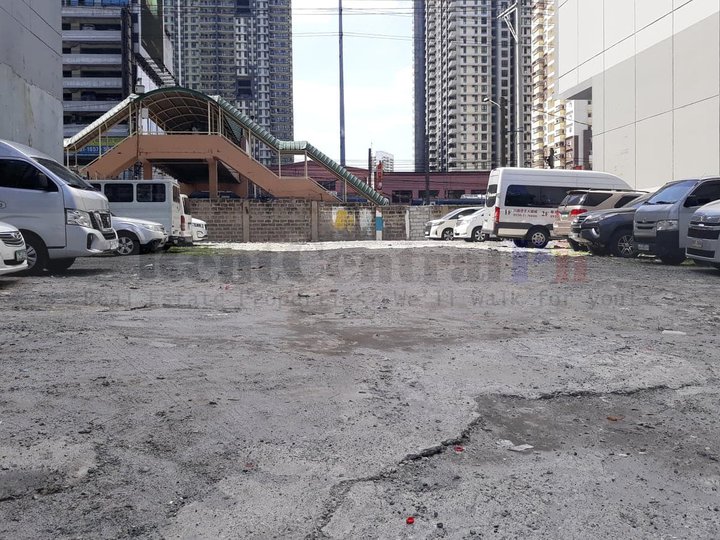 EDSA Commercial lot for Rent