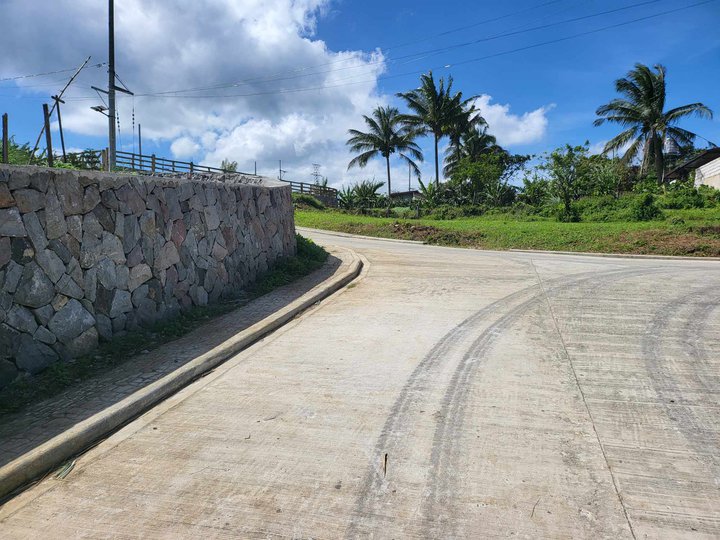 Farm lot in Cavite with Tagaytay  Weather