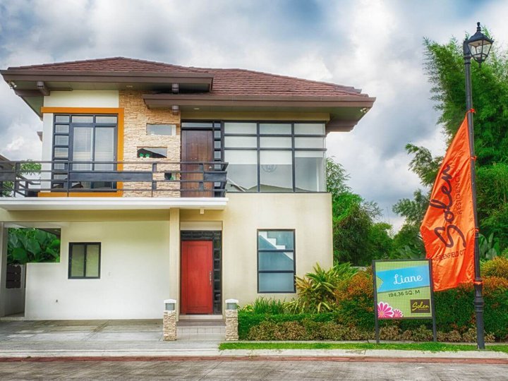 4-bedroom Single Detached House For Sale in Santa Rosa Laguna