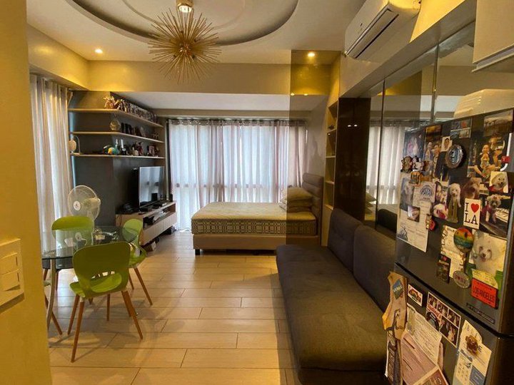 Studio Unit One Eastwood Avenue l For Lease